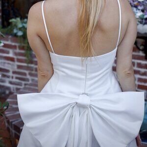 Mini Wedding Dress with Detachable Bow (Etsy) - White Satin